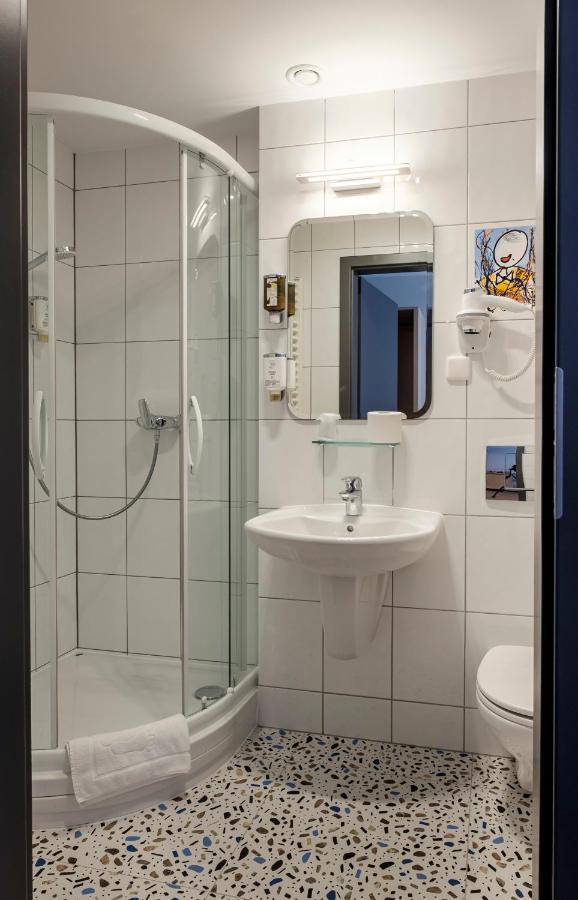 Hotel H12**** كراكوفيا المظهر الخارجي الصورة