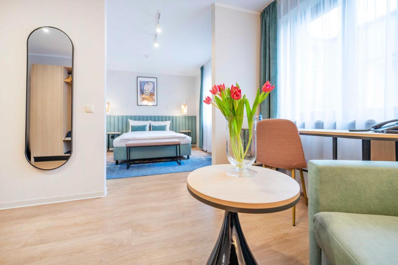 Hotel H12**** كراكوفيا المظهر الخارجي الصورة