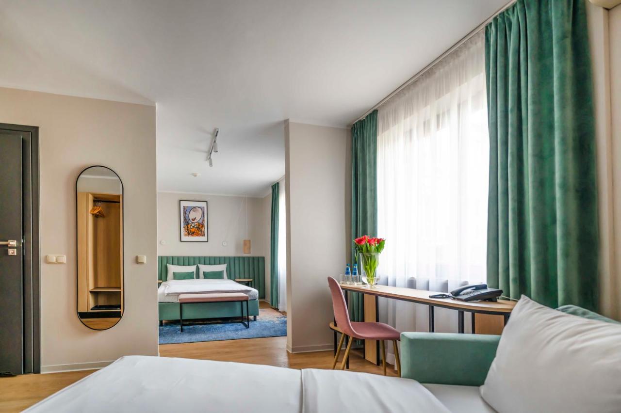 Hotel H12**** كراكوفيا المظهر الخارجي الصورة